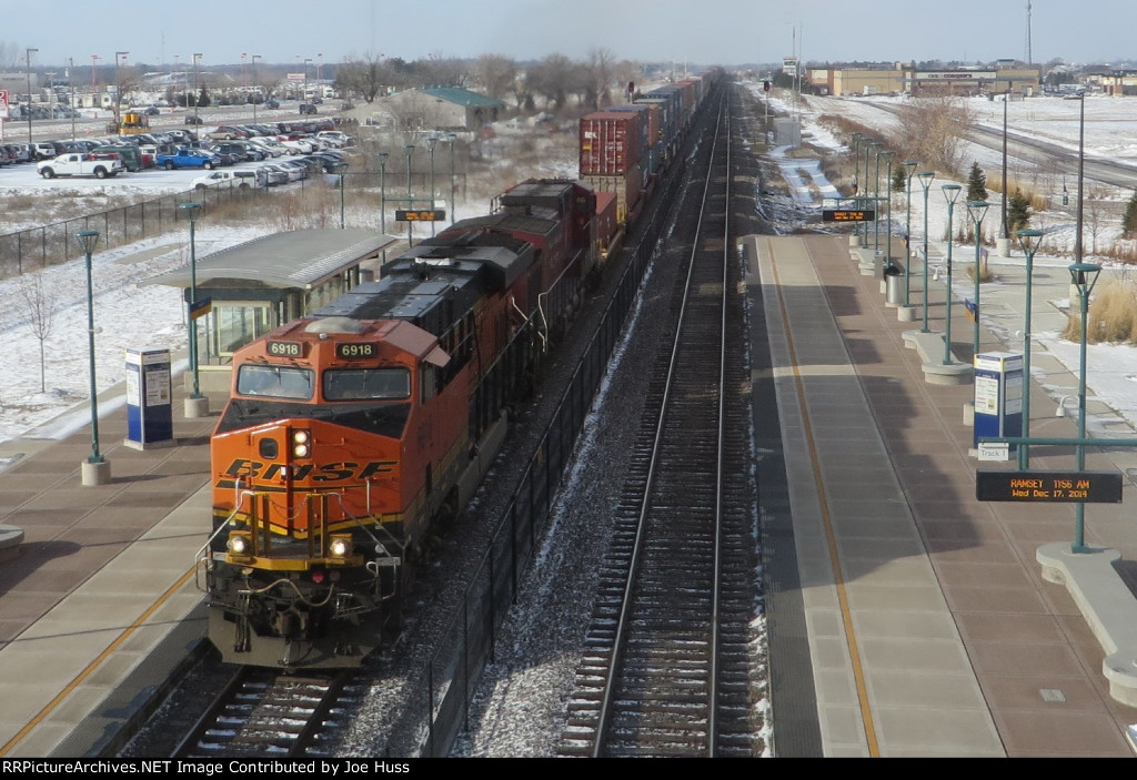 BNSF 6918 East